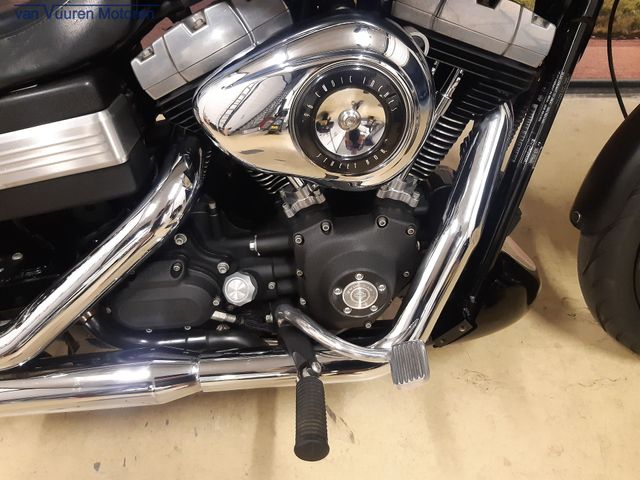 harley-davidson - street-bob-fxdb