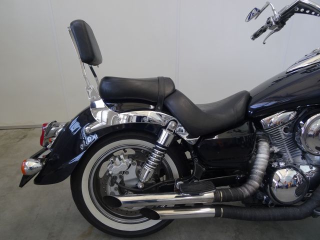kawasaki - vn-1600-classic