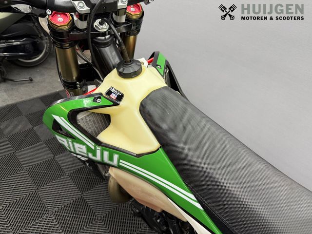 rieju - mr-300-pro