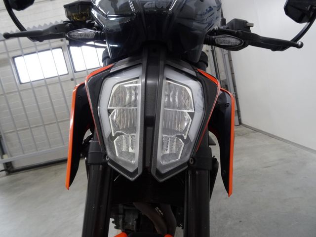 ktm - 790-duke