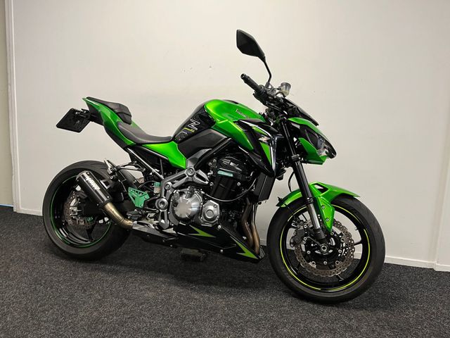kawasaki - z900