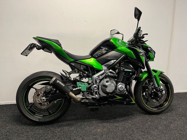 kawasaki - z900