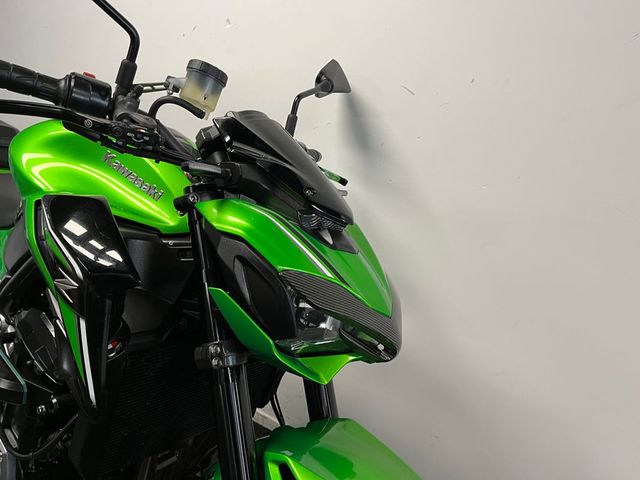 kawasaki - z900