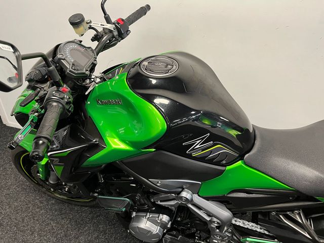 kawasaki - z900