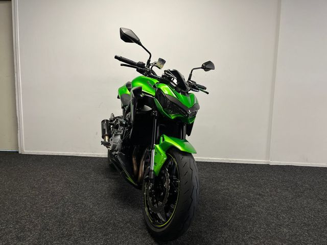 kawasaki - z900