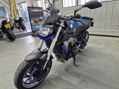 YAMAHA MT 09 ABS – foto 3