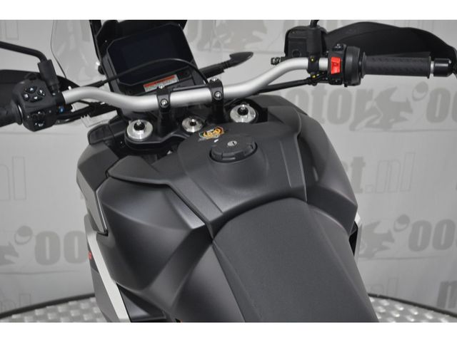 aprilia - tuareg-660