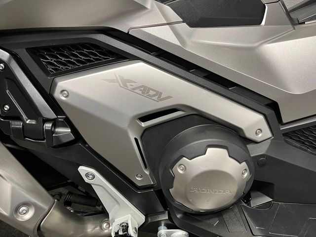 honda - x-adv