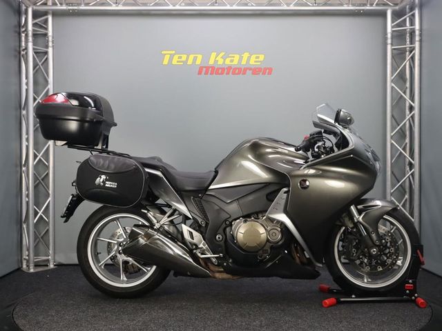 honda - vfr-1200-f