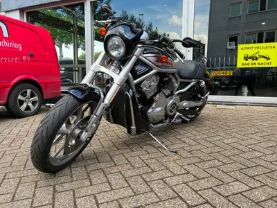 HARLEY-DAVIDSON V-ROD STREET ROD VRSCR – foto 4