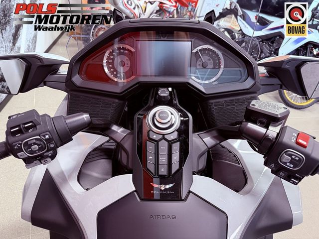 honda - gl-1800-goldwing-tour-dct