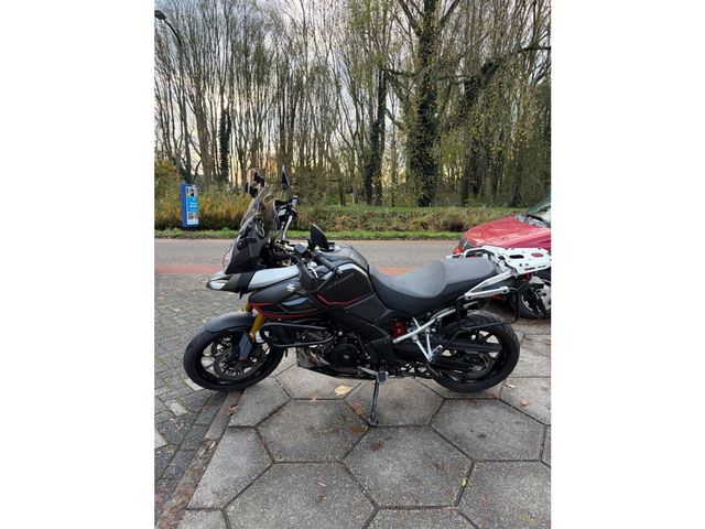 suzuki - v-strom-1000-abs