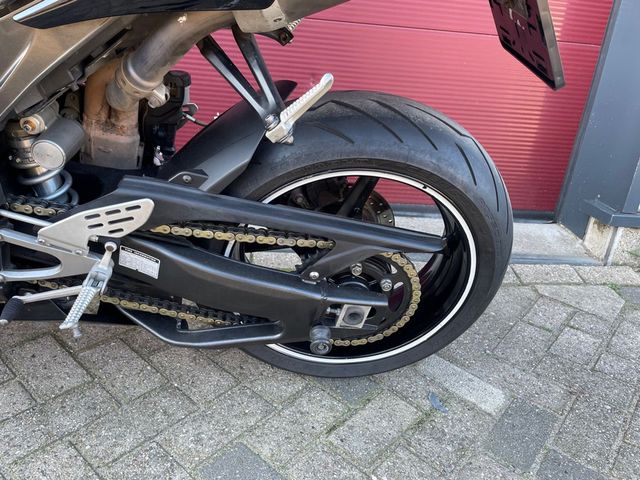 yamaha - yzf-r1