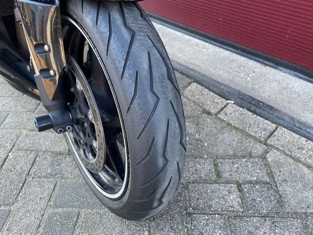 yamaha - yzf-r1