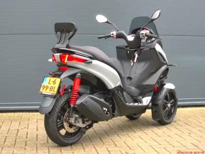 PIAGGIO MP3 300 HPE – foto 3