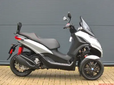 PIAGGIO MP3 300 HPE – foto 2