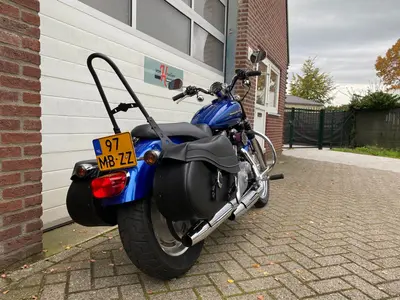 HARLEY-DAVIDSON SPORTSTER CUSTOM XL 883 C – foto 3