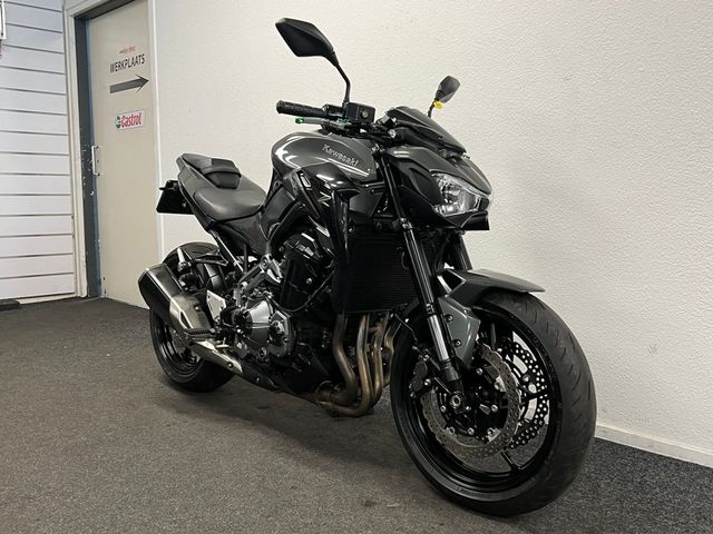 kawasaki - z900