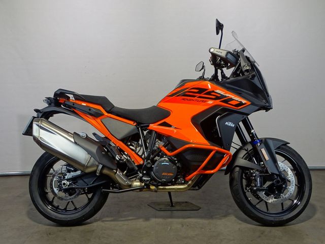 ktm - 1290-super-adventure-s