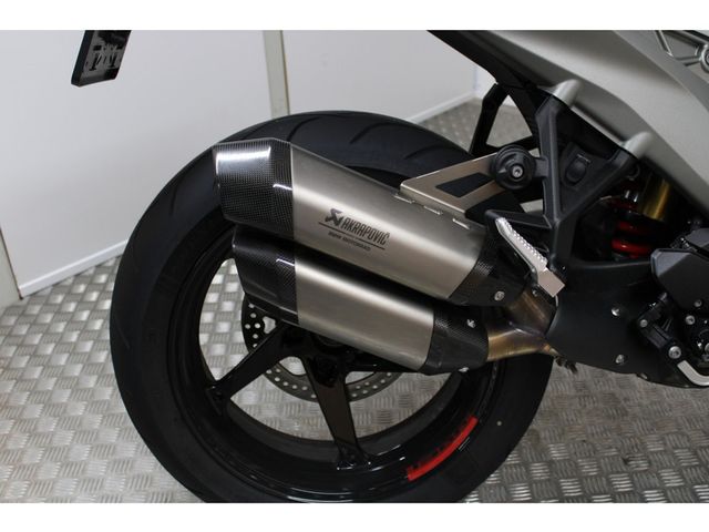 bmw - r-1300-rs
