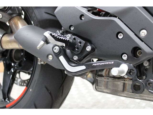 bmw - r-1300-rs