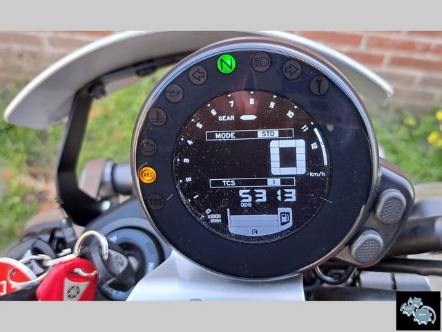 yamaha - xsr-900