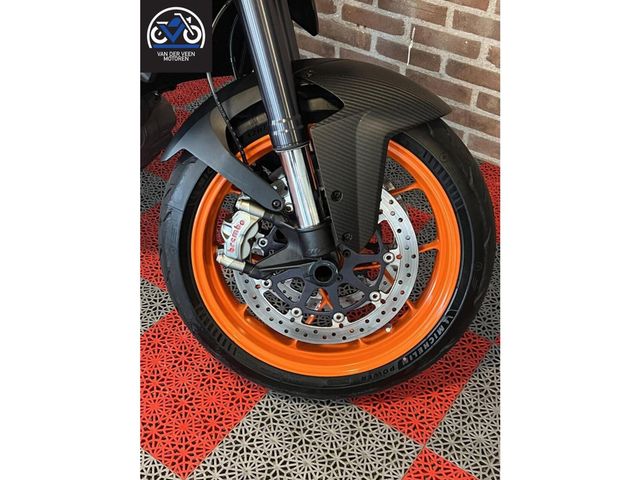 ktm - 1290-super-duke-r