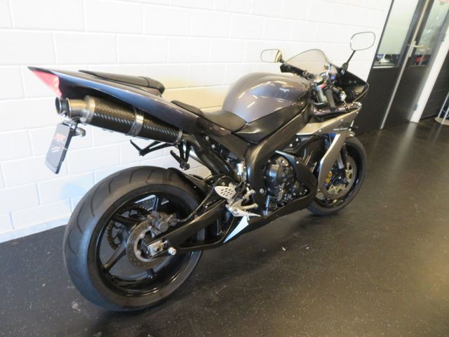 yamaha - yzf-r1