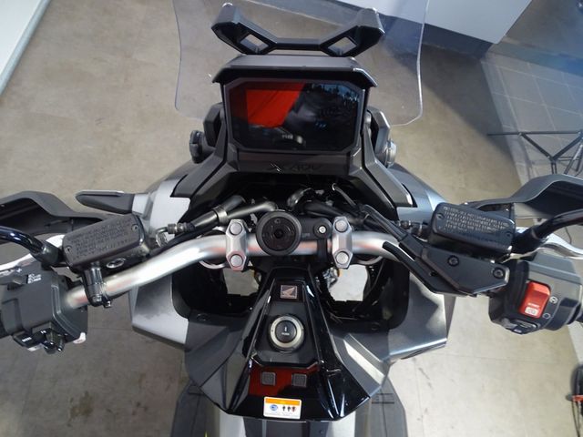 honda - x-adv
