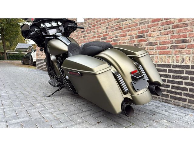 harley-davidson - cvo-street-glide