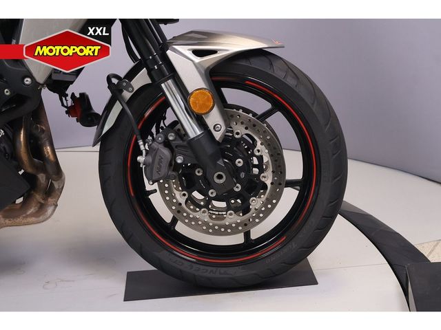 kawasaki - versys-650-grand-tourer