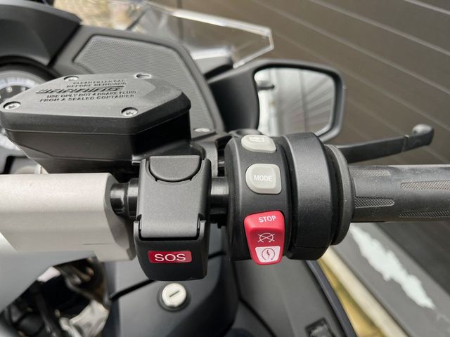 bmw - r-1250-rt
