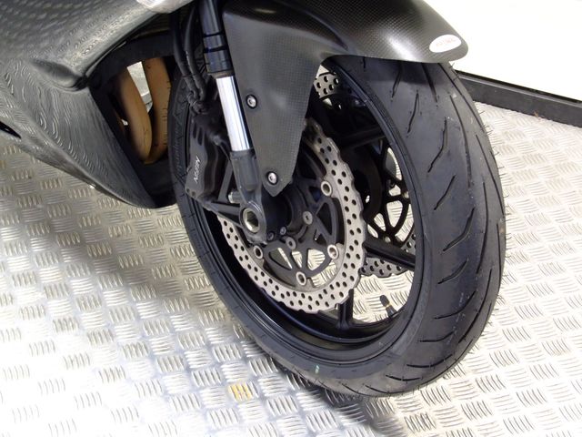 kawasaki - zx-6r-ninja