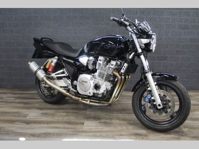 YAMAHA XJR 1300 – foto 3