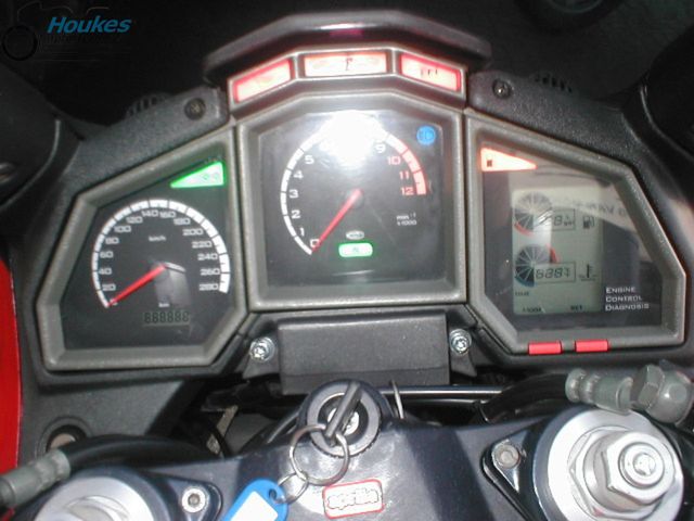 aprilia - rst-mille-futura