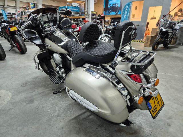 kawasaki - vn-1700-voyager