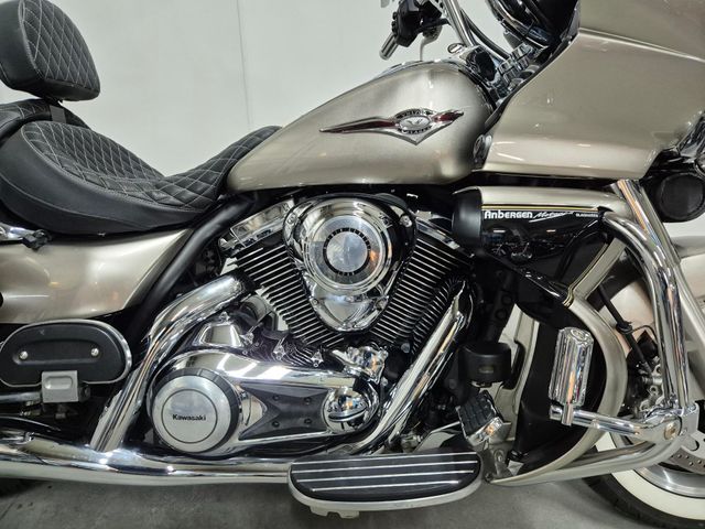 kawasaki - vn-1700-voyager