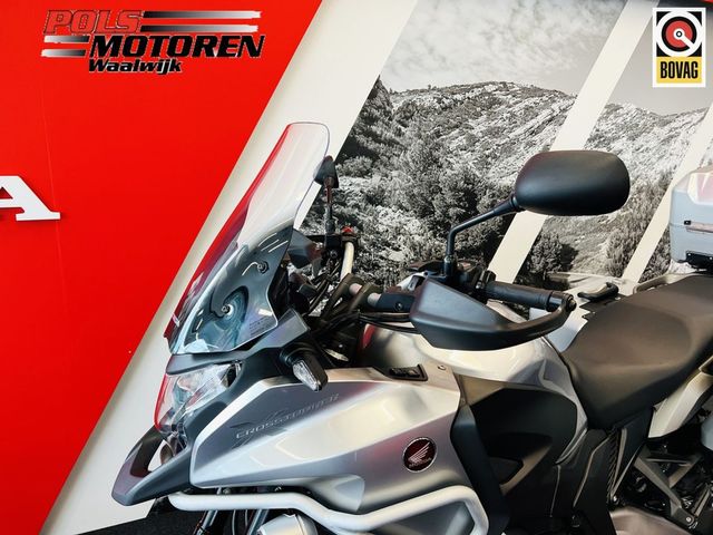 honda - vfr-1200-f