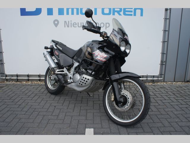 honda - xrv-750-africa-twin