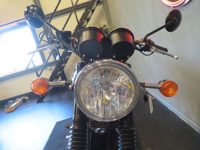 triumph - bonneville-t-100