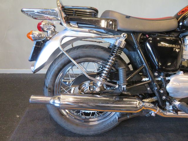 triumph - bonneville-t-100