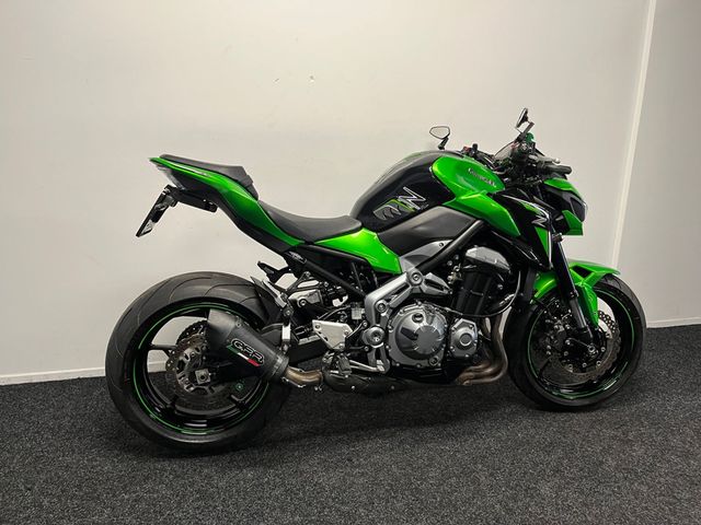 kawasaki - z900