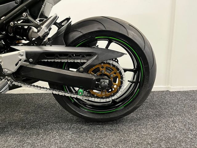 kawasaki - z900