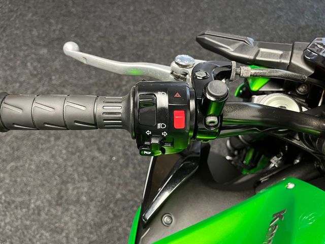 kawasaki - z900