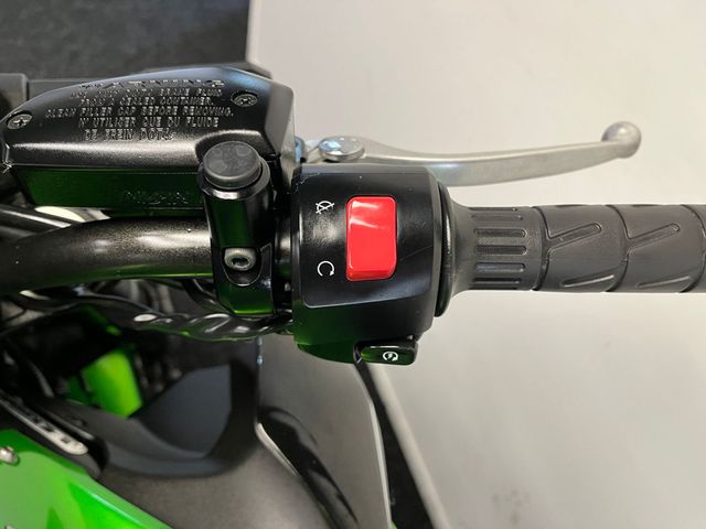 kawasaki - z900