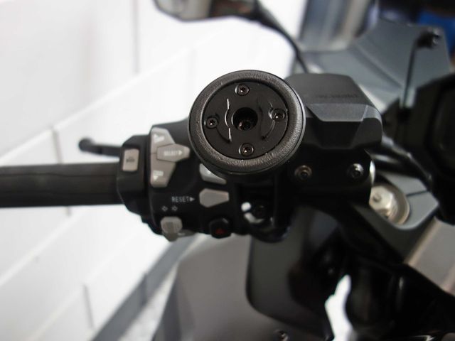 kawasaki - ninja-1100-sx-se