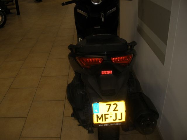 yamaha - x-max-400-abs