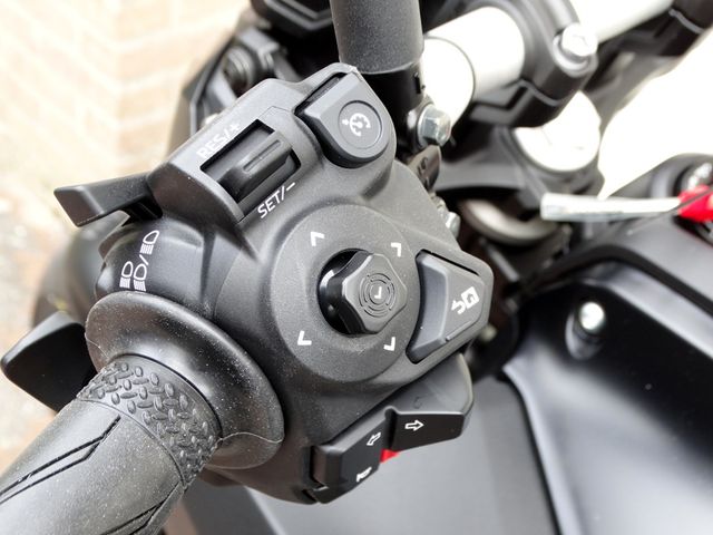 yamaha - mt-07-y-amt
