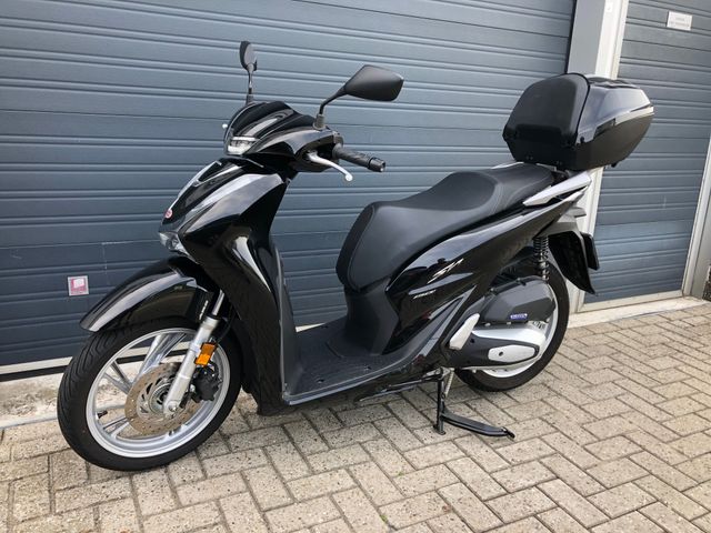 honda - sh-150i-c-abs