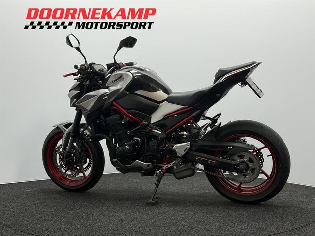 kawasaki - z900